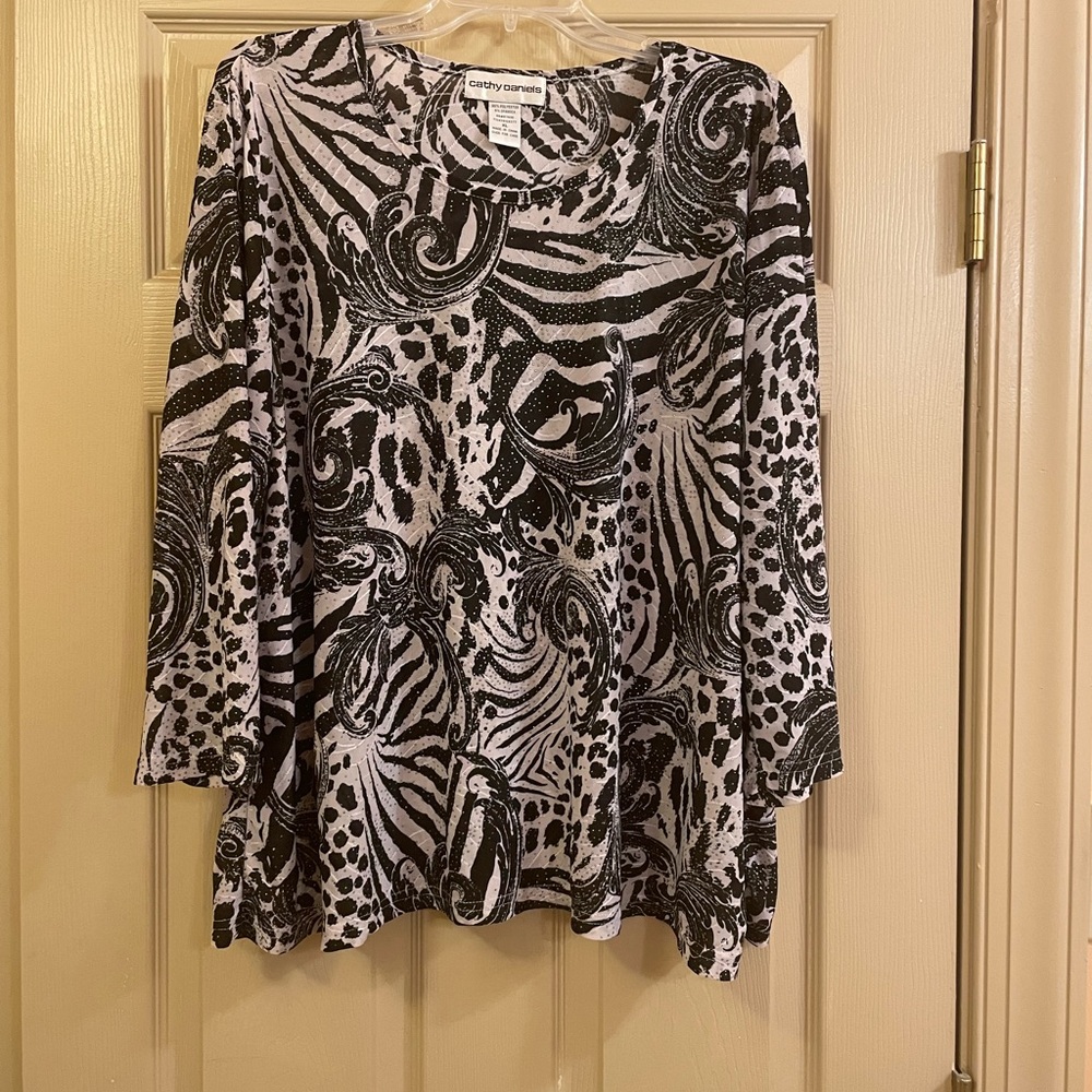 Cathy Daniels Black and White‎ Women's Top, Size XL